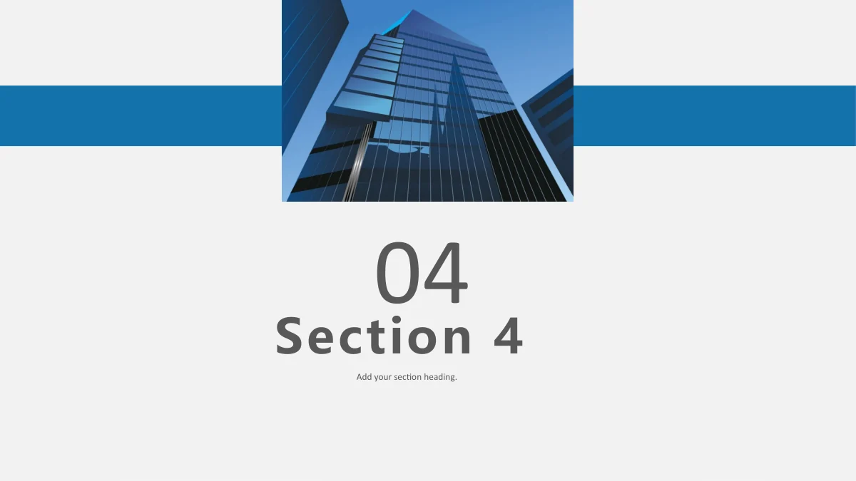 Modèle de présentation Bilan pro, ville et carrés bleus: 21. Une photo de bâtiments vitrés, une bande horizontale bleue et le numéro 04 introduisent un titre de section anglais modifiable.