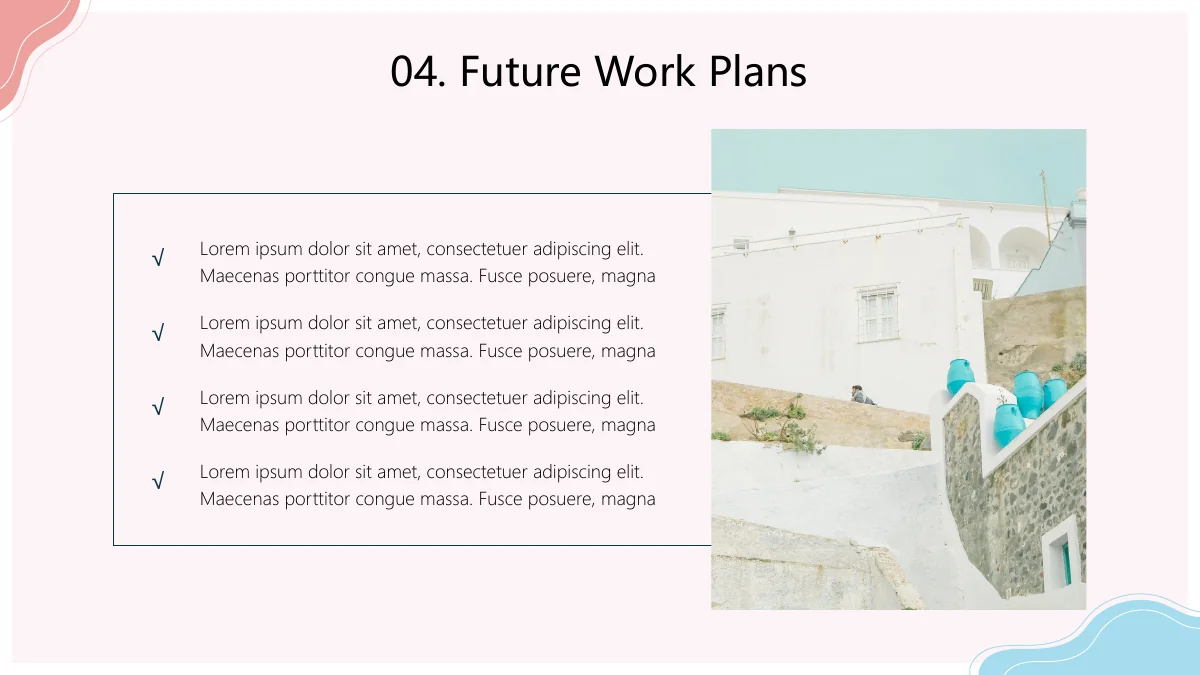 Resumo de trabalho costeiro minimalista — Quatro notas marcadas ficam em um painel contornado que se sobrepõe a uma foto vertical de edifícios claros.