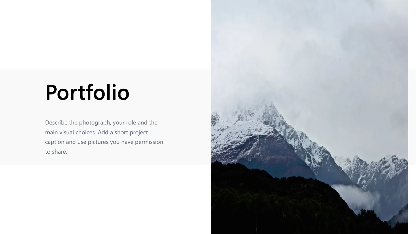 Templat presentasi Portofolio Foto Gunung dan Hutan — Slide 1 dari 10